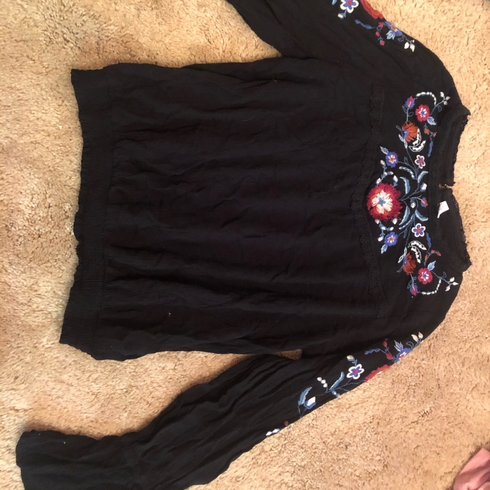 Black floral top